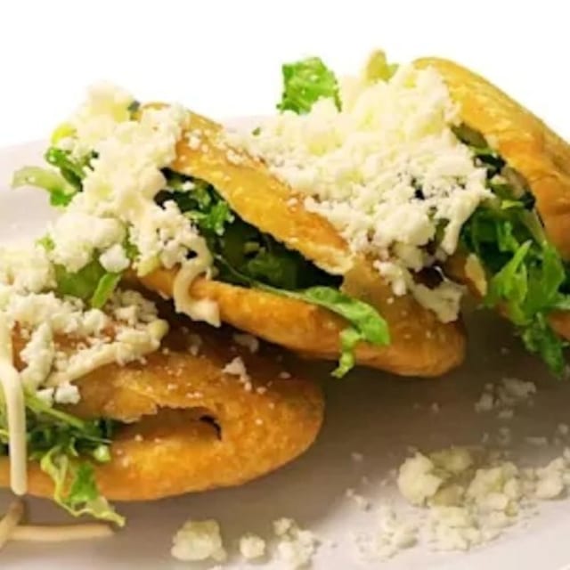 Gorditas De Chicharron.