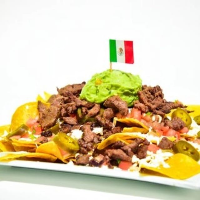 Nachos Locos.