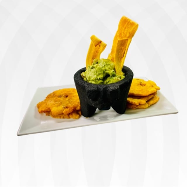 Guacamole con tostones.